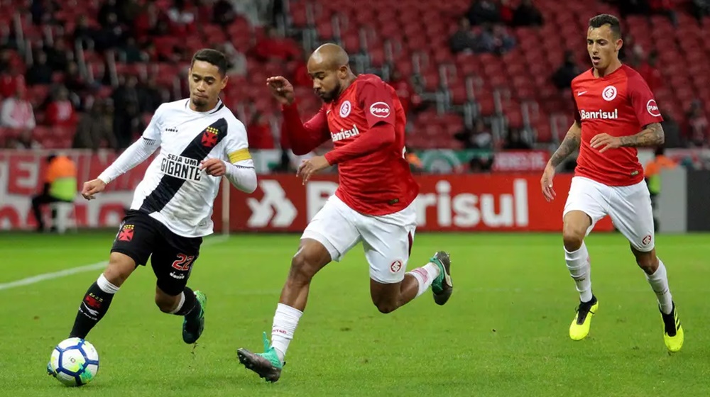 São Paulo x Palmeiras: prováveis escalações, desfalques e onde assistir