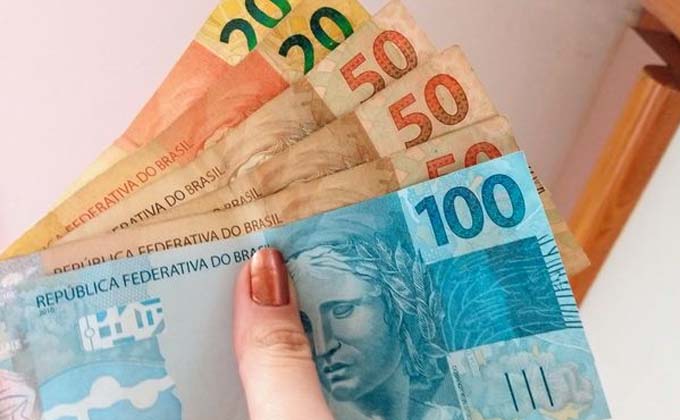 Auxílio Emergencial: 1ª parcela de R$ 250 pode ser paga no dia 18 de março