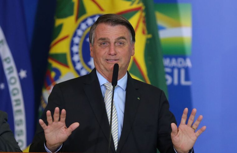 Bolsonaro: Iniciativa privada é fundamental para projetos na Amazônia