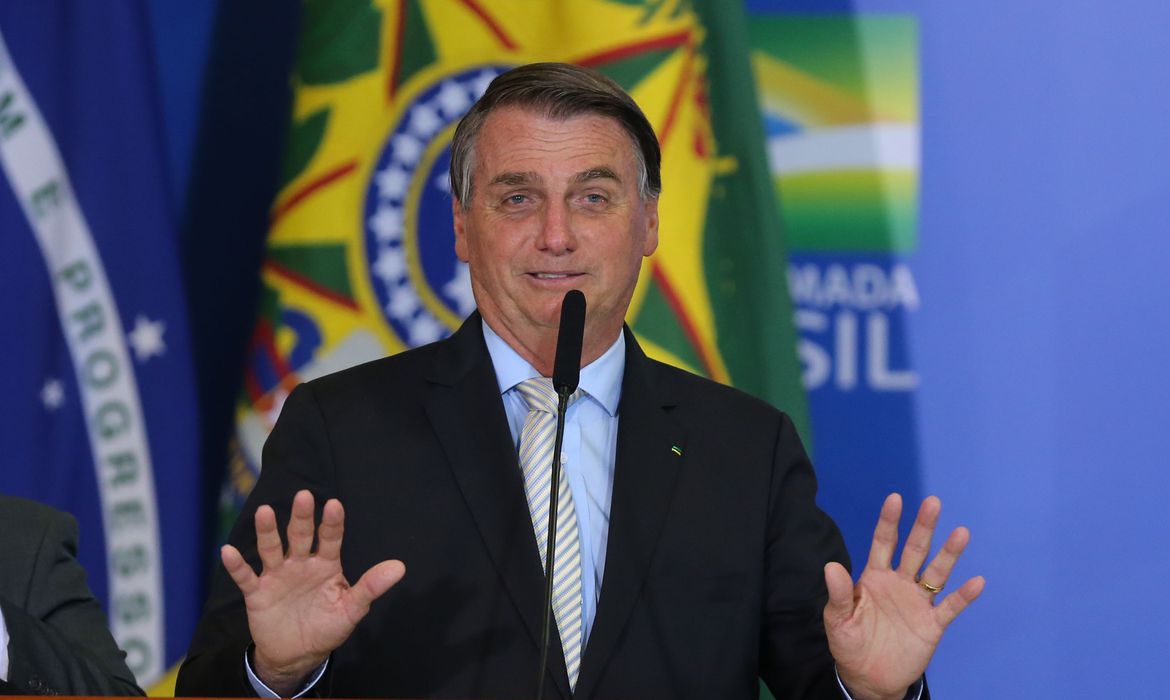 Bolsonaro: Iniciativa privada é fundamental para projetos na Amazônia