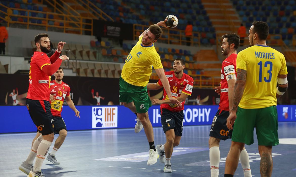 Handebol: seleção masculina estreia no Pré-olímpico