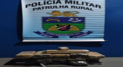 Polícia Militar intercepta carregamento de maconha na região de Água Clara e menor é apreendida