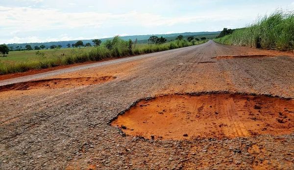 RODOVIA QUE LIGA APORÉ À CASSILÂNDIA É UMA VERGONHA.