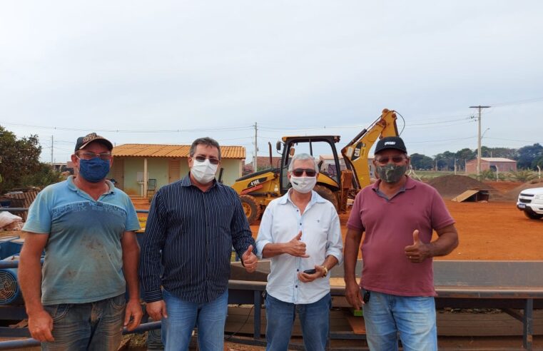 Vice-prefeito de Cassilândia visita Chapadão do Céu para saber mais sobre coleta seletiva de lixo e podas das árvores