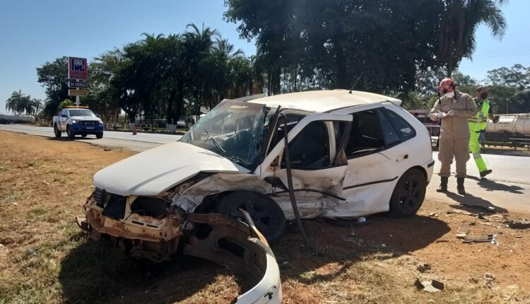 Colisão de carro na MS 306 deixou saldo de 7 feridos em Chapadão do Sul