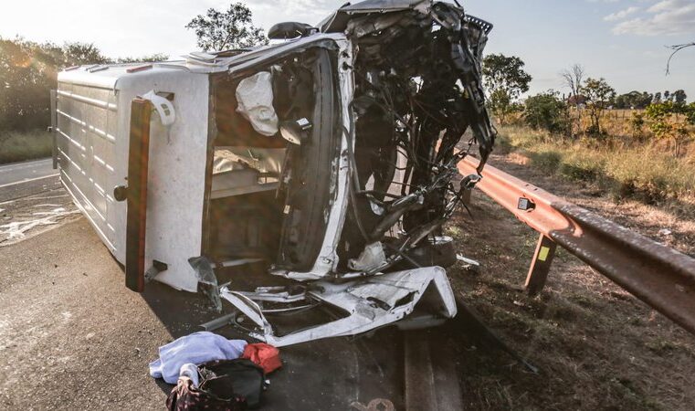 Após caso com morte, ambulância de Nova Alvorada do Sul se envolve em mais um acidente