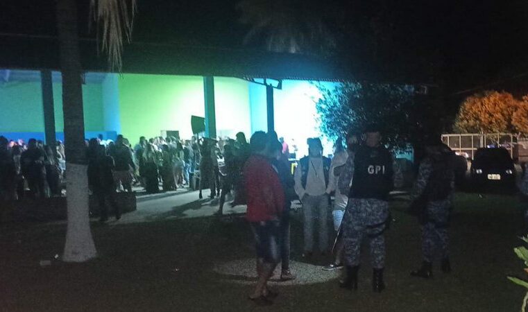 Fiscalização encerra festa clandestina com 250 pessoas em chácara de Campo Grande