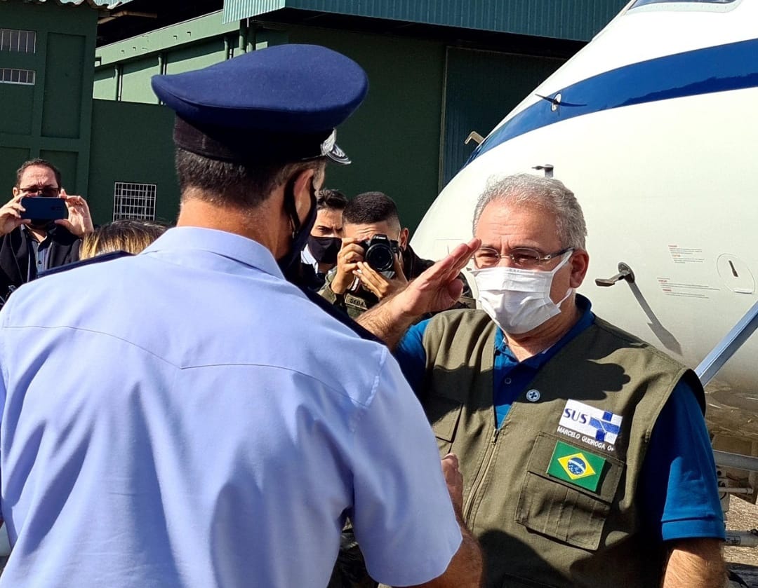 Ministro da Saúde chega a Campo Grande e segue para reunião na Alems