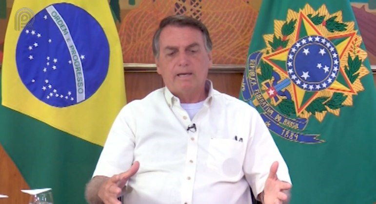 Bolsonaro desafia novamente governadores a zerar o ICMS da gasolina