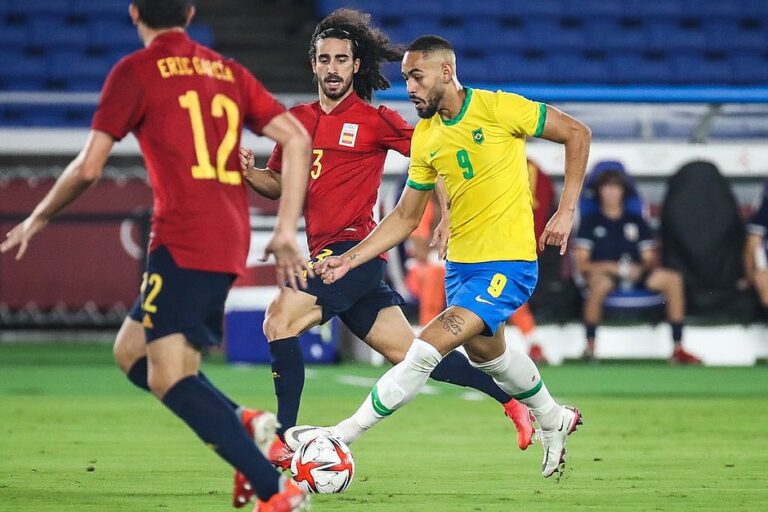 Com vitória no futebol masculino, Brasil iguala recorde de ouros numa mesma Olimpíada