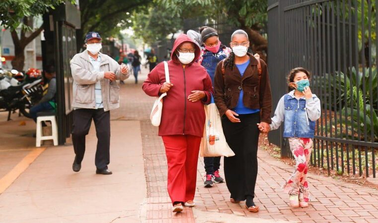 Mesmo com vacinação, uso de máscara é essencial e não tem prazo para acabar em MS