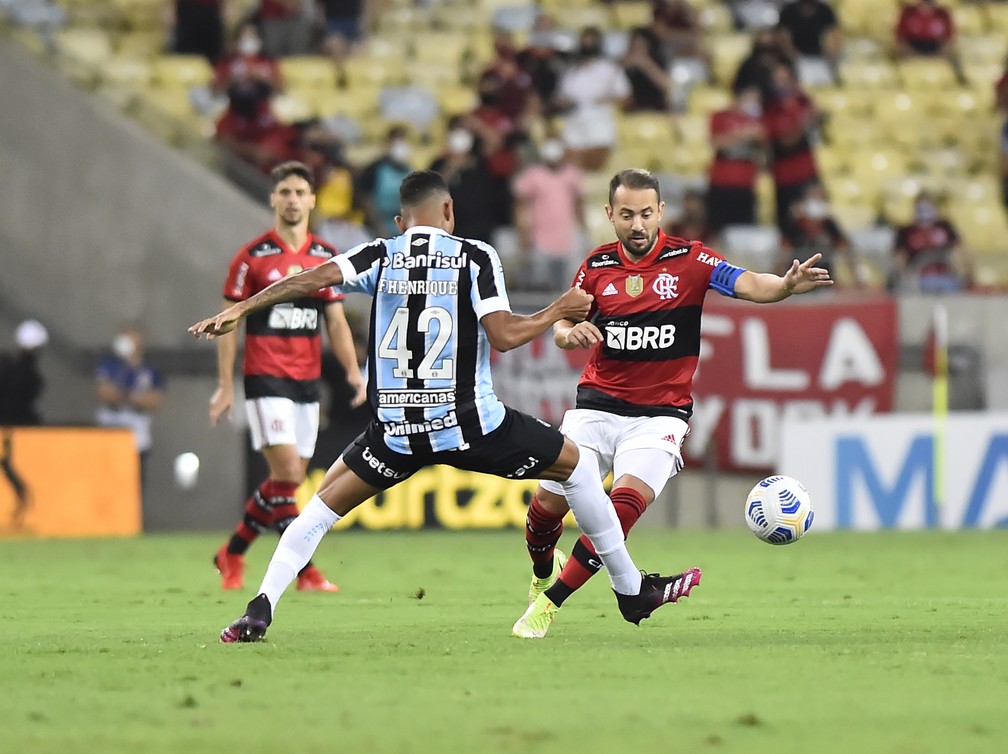 CBF marca dois jogos adiados do Flamengo para novembro, e time pode atuar quatro vezes em até 10 dias