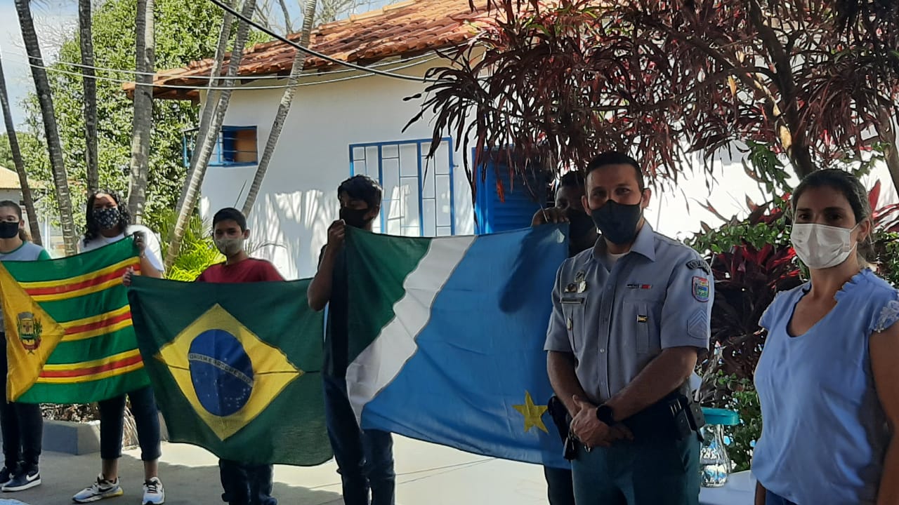 Polícia Militar realiza palestra alusiva à Semana da Pátria para crianças de unidade escolar de Cassilândia