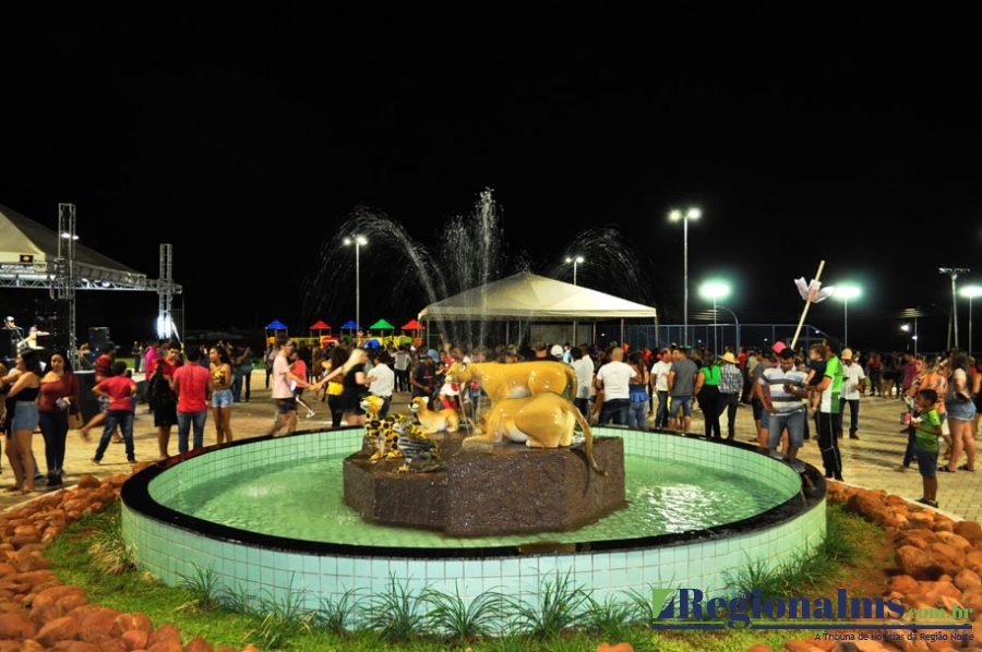 Alcinópolis inaugurou área de lazer “Adevina Crisóstomo”