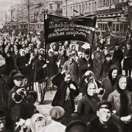 Dia da Mulher: 8 de março começou com protesto de trabalhadoras russas