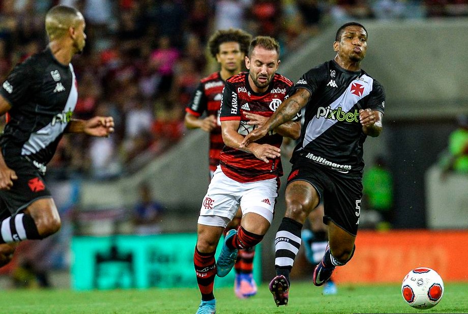 Flamengo e Vasco buscam primeira vaga na final do Campeonato Carioca