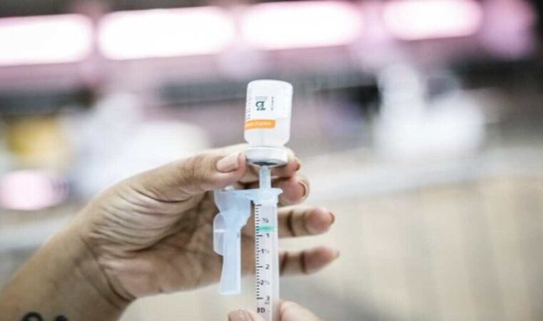 Brasil chega a 75,33% da população com vacinação completa contra a covid-19