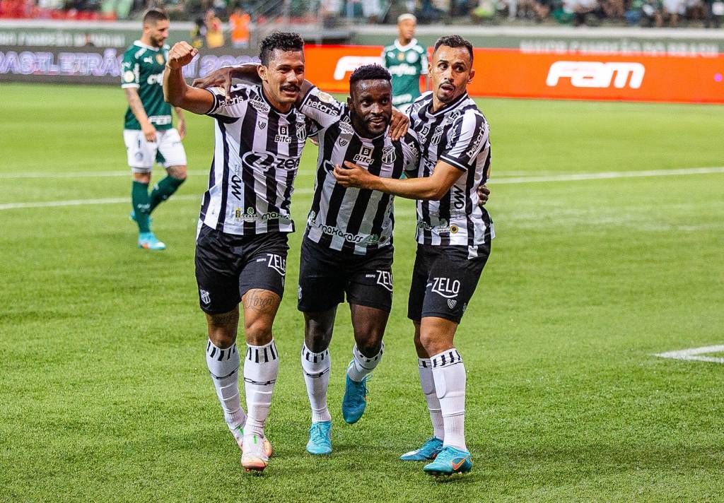 Abel Ferreira reconhece má atuação do Palmeiras em derrota na estreia: “Hoje não conseguiu”