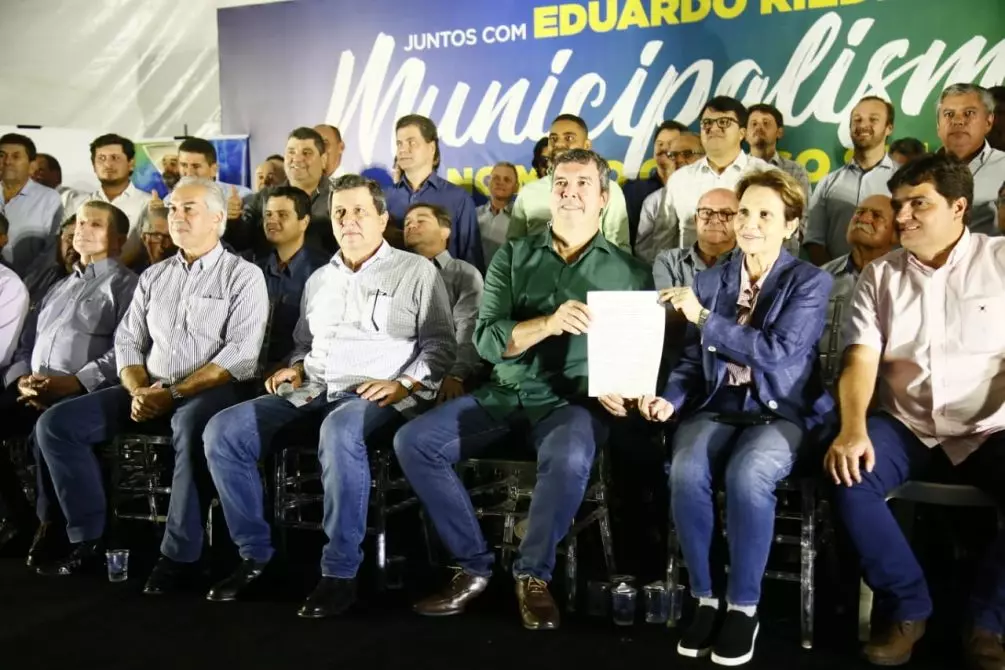 Em encontro com Prefeitos, PSDB reafirma pré-candidatura de Riedel ao governo