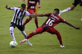 Em reencontro, Atlético-MG bate Athletico na Arena da Baixada pelo Brasileirão