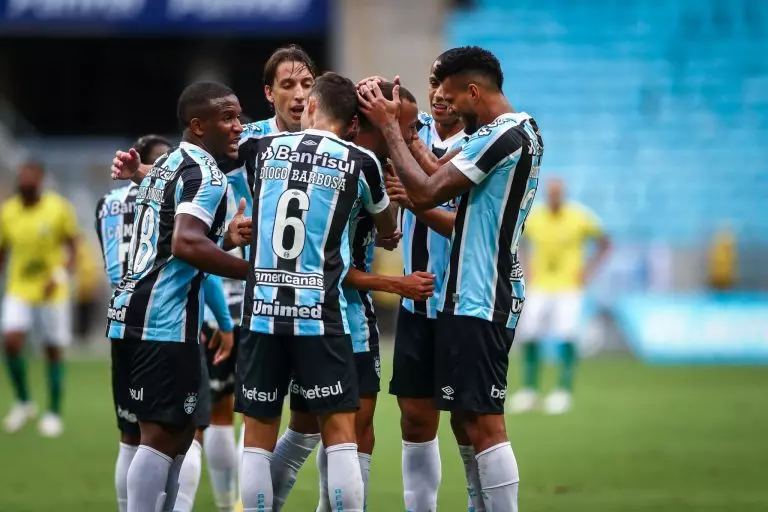 Grêmio vence o Ypiranga e conquista o pentacampeonato Gaúcho