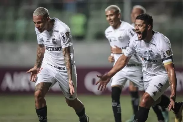 Atlético-MG supera o América no clássico e fica perto das oitavas da Libertadores