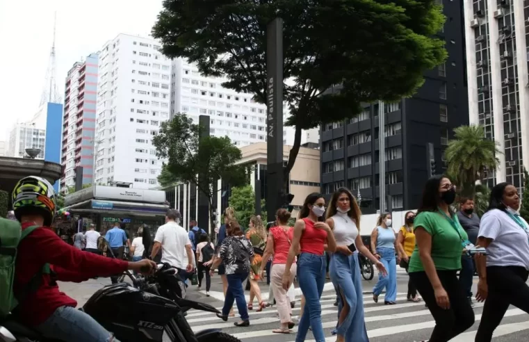 Covid-19: Brasil registra 19.725 casos e 195 mortes em 24 horas