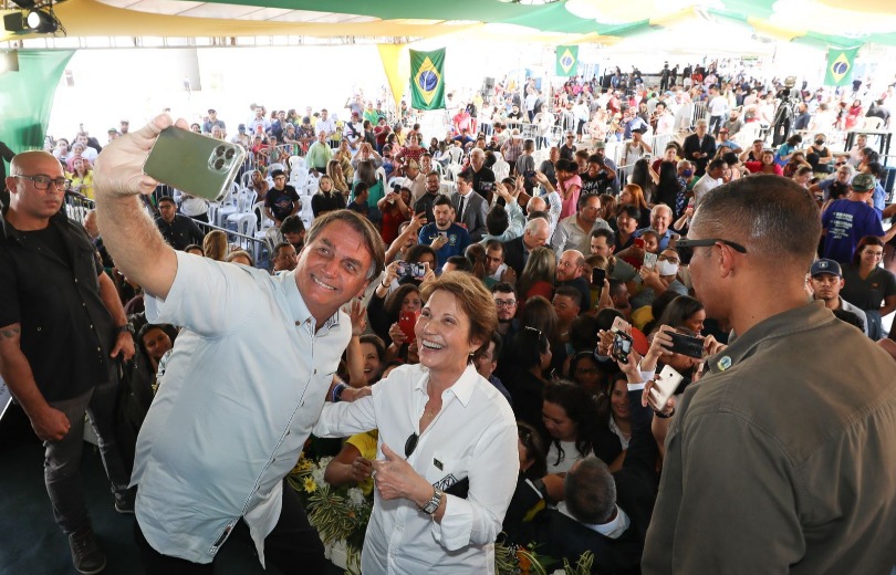 Tereza Cristina e presidente Bolsonaro entregam 300 moradias em Campo Grande do Programa Casa Verde e Amarelo