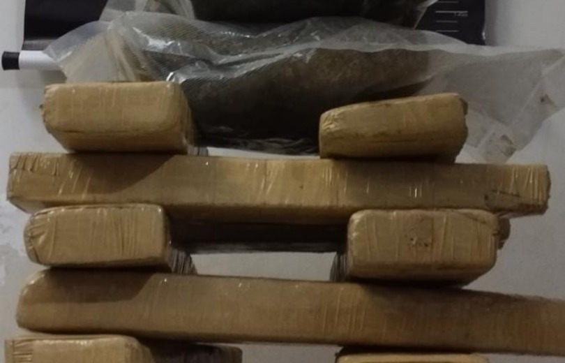 DOF prende homem levando maconha e skunk para Costa Rica e Cassilândia