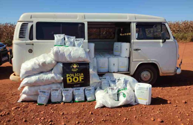 Contrabandista abandona Kombi em Dourados com quase R$ 1 milhão em agrotóxico ilegal