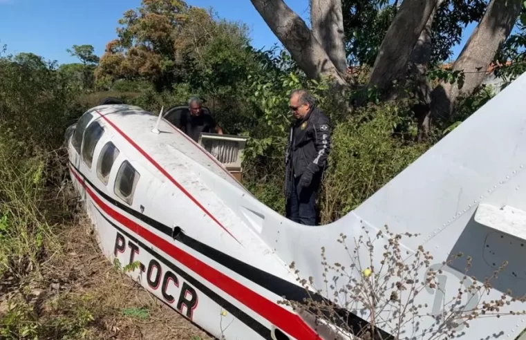 VÍDEO: avião avaliado em mais de R$ 1 milhão usado para narcotráfico é encontrado escondido em mata