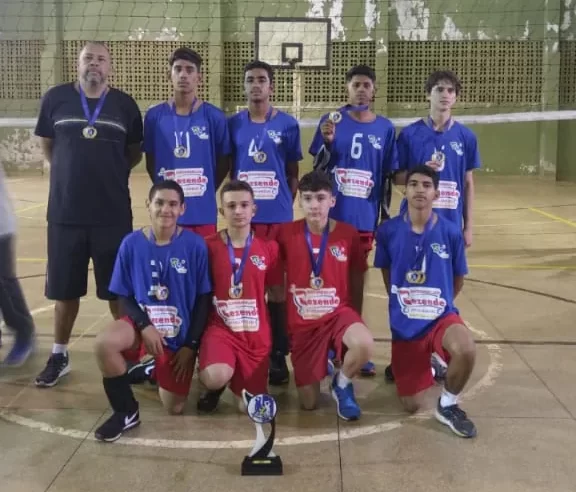 Equipes de volei de Cassilândia são campeãs em Chapadão do Sul