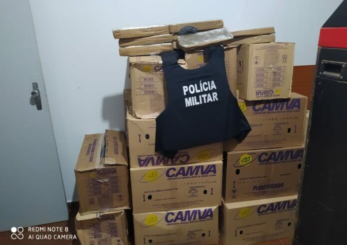 Polícia Militar prende homem com mais de 390 quilos de drogas em Inocência