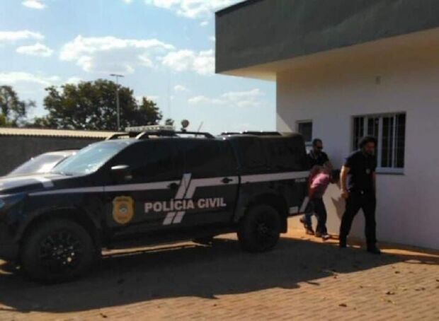 Pai é flagrado estuprando filha de 9 anos em Sonora