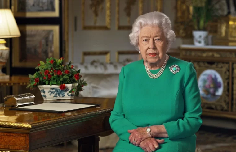 Aos 96 anos, Morre a rainha Elizabeth II