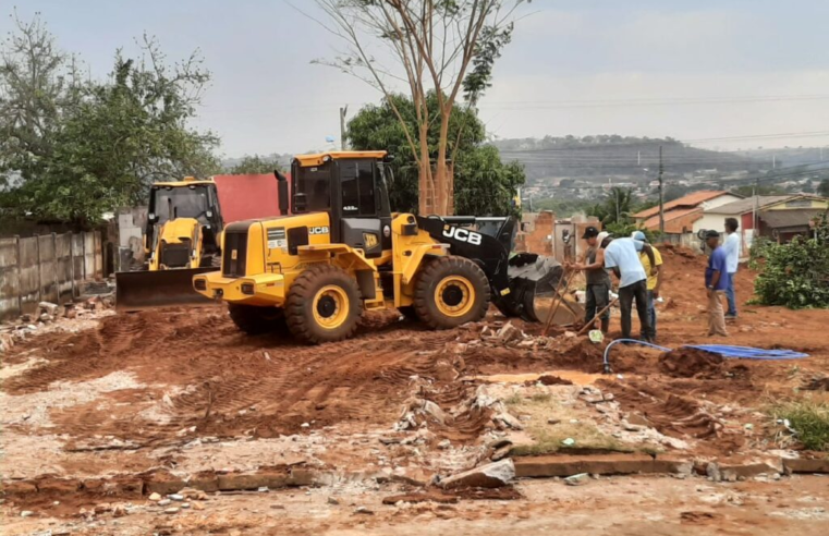 PREFEITURA DE CASSILÂNDIA DA INÍCIO DA CONSTRUÇÃO DA QUADRA DE ESCOLA