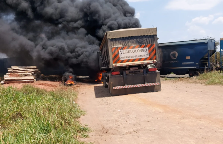 Cassilândia: acidente entre Bitrem e Trem na estrada da Sete Placas