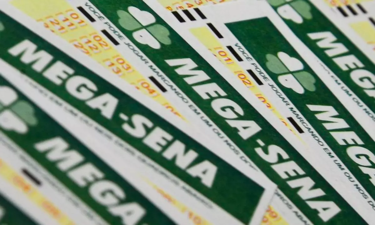 Mega-Sena acumula e paga até R$ 77 milhões no próximo sorteio