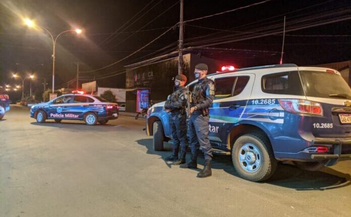 PM de Cassilândia apreende adolescente após ele furtar caminhonete e se envolver em acidente