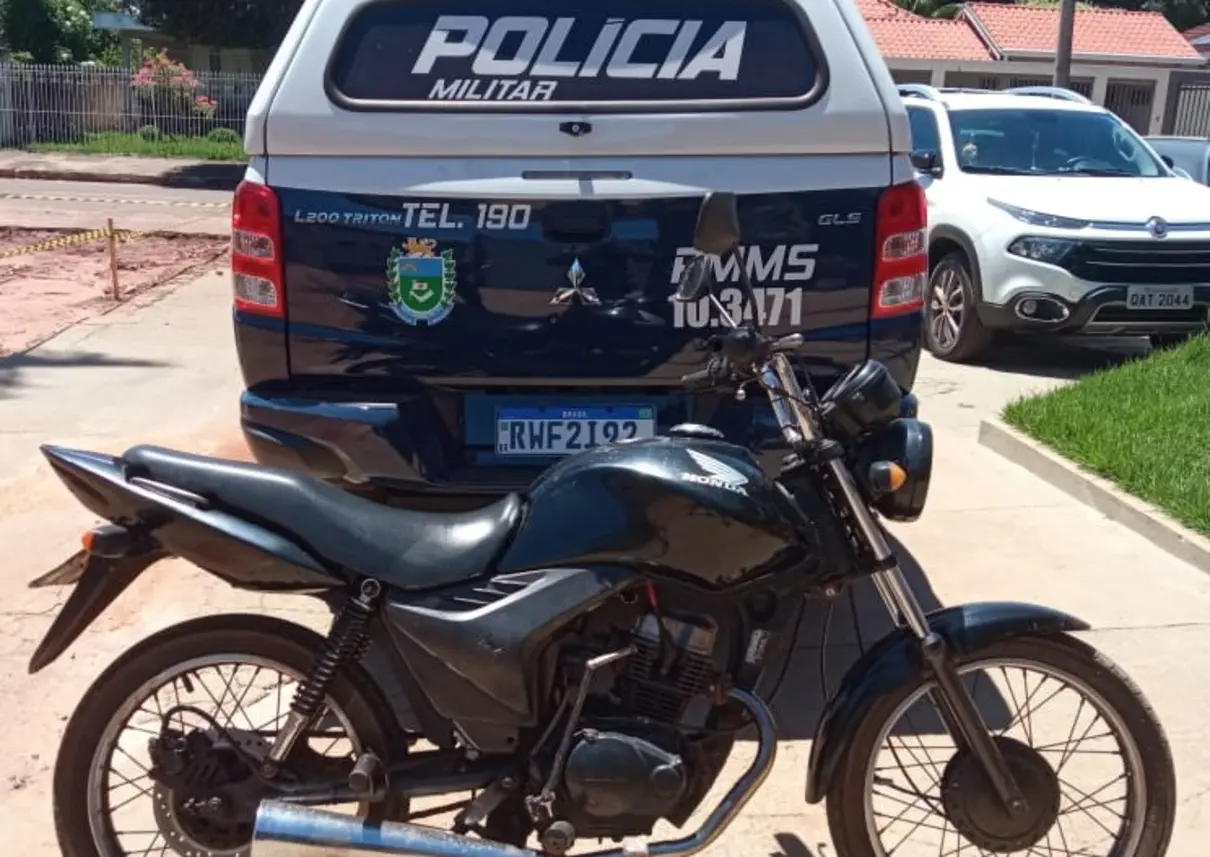 Homem é preso por receptação com moto roubada durante abordagem