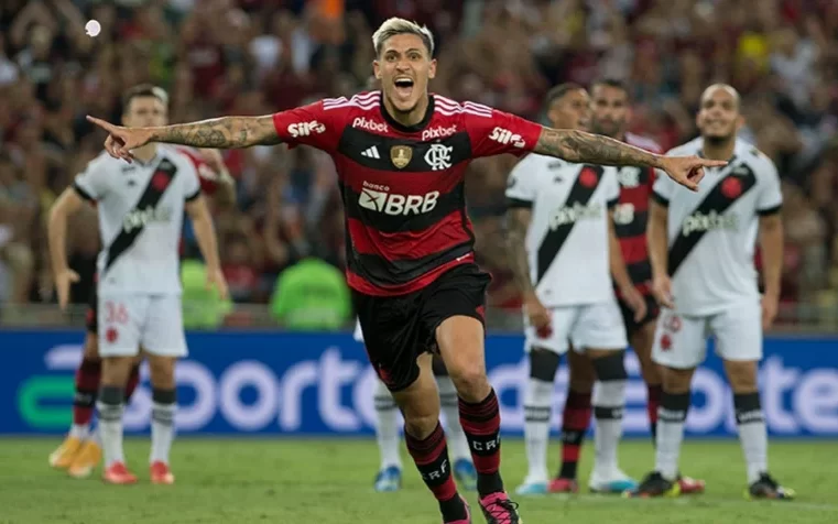 Com brilho de Pedro, Flamengo vence o Vasco novamente e está na decisão do Carioca