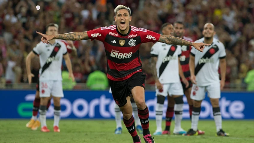 Com brilho de Pedro, Flamengo vence o Vasco novamente e está na decisão do Carioca