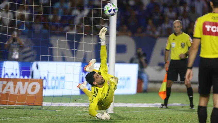 Dramático! Nos pênaltis, Internacional elimina o CSA e avança às oitavas de final da Copa do Brasil