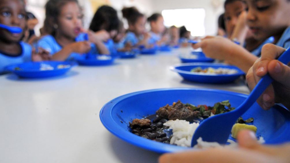 Merenda escolar: Comissão de Educação do Senado analisa novo valor que as prefeituras receberão por aluno