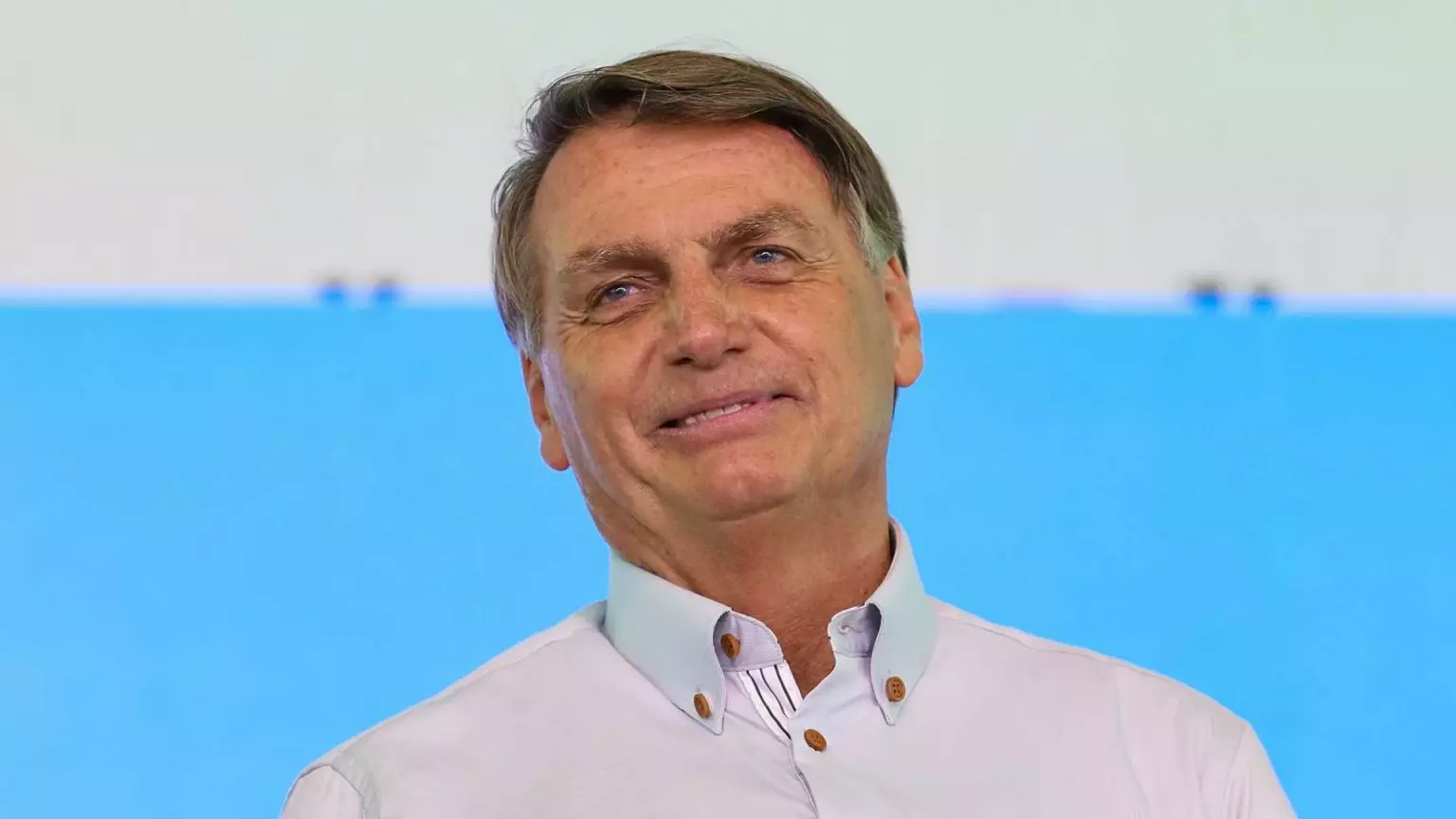 Alexandre manda PF apreender passaporte e armas de Bolsonaro