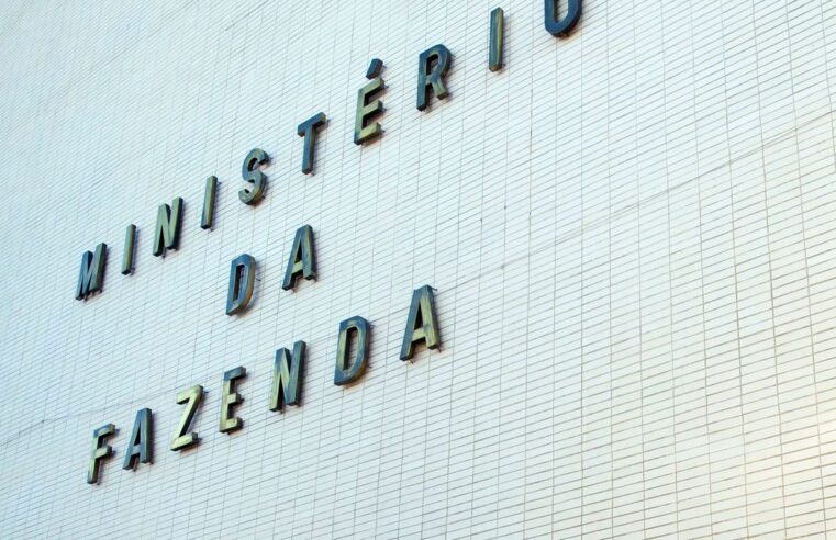 Projeção do PIB brasileiro cresce para 1,7% em 2023, segundo OCDE