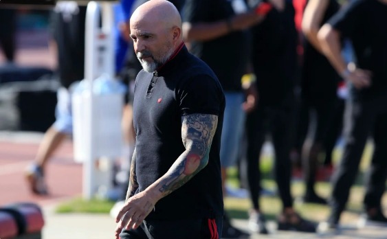 Entenda por que a multa rescisória de Jorge Sampaoli, técnico do Flamengo, reduziu