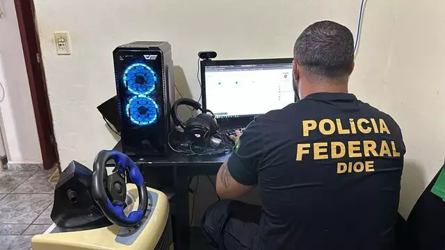 Adolescente de 13 anos foi o responsável por filiar Lula ao PL, afirma polícia